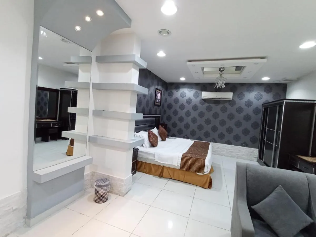 Celine Al Motamaiza Furnished Apartment Jidda Saudiarabien