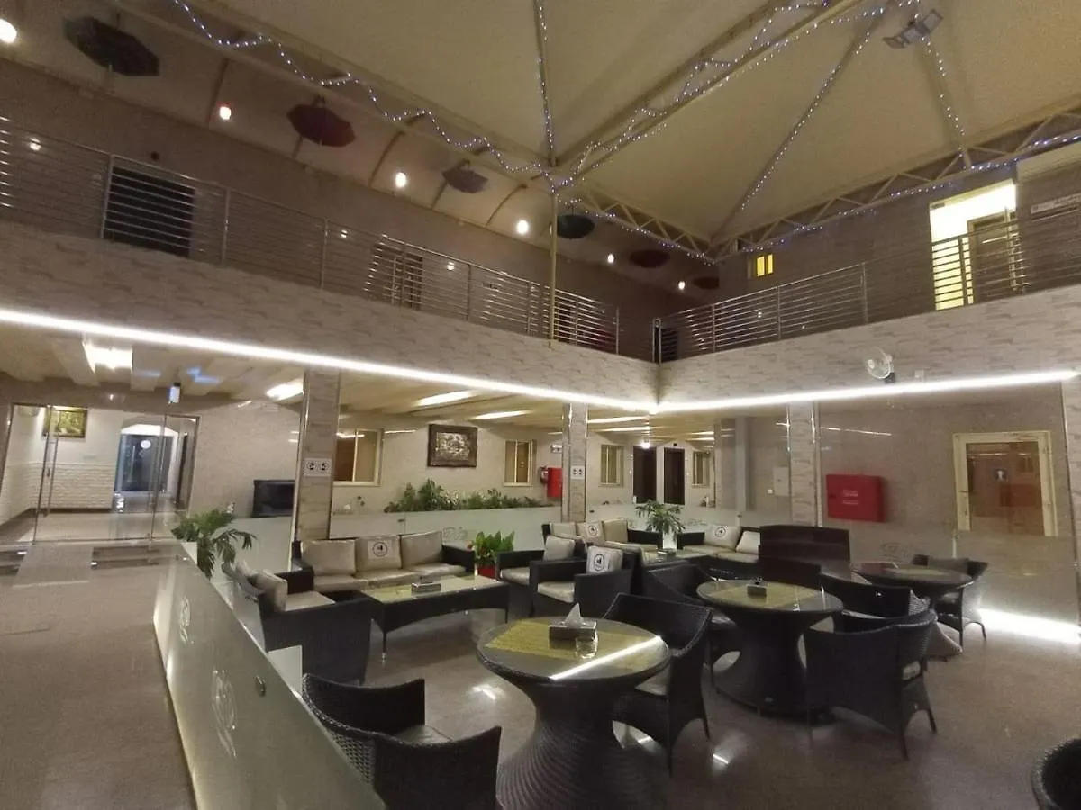 Celine Al Motamaiza Furnished Apartment Jidda 0*,